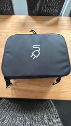 Kit Porche, Enlèvement