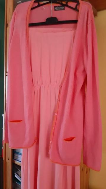 Prachtig zacht roze vestje Princess 42 nieuw beschikbaar voor biedingen