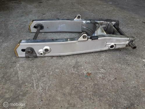 Achterbrug achtervork aluminium Monster 900 750 600 851 888, Motoren, Onderdelen | Ducati, Gebruikt, Ophalen of Verzenden
