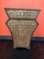 Rieten opbergbak, Ophalen