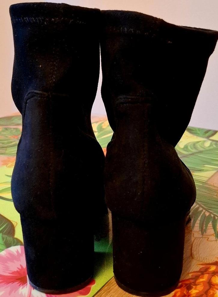 Suede schoenen, kleuren: zwart/38, Kleding | Dames, Schoenen, Nieuw, Lage of Enkellaarzen, Zwart, Ophalen