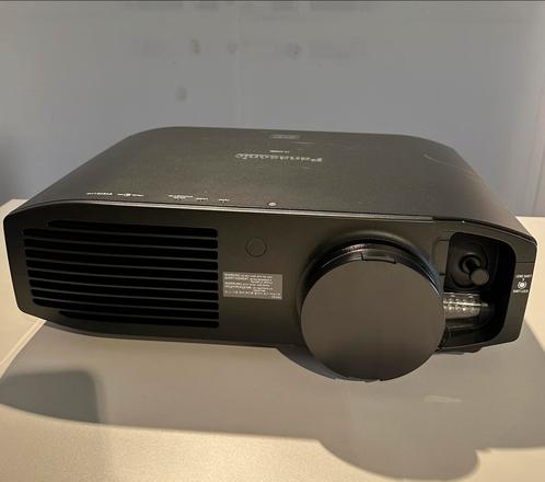 Panasonic PT-AT6000 Full HD home cinema projector beamer, Audio, Tv en Foto, Beamers, Gebruikt, LCD, Full HD (1080), Ophalen