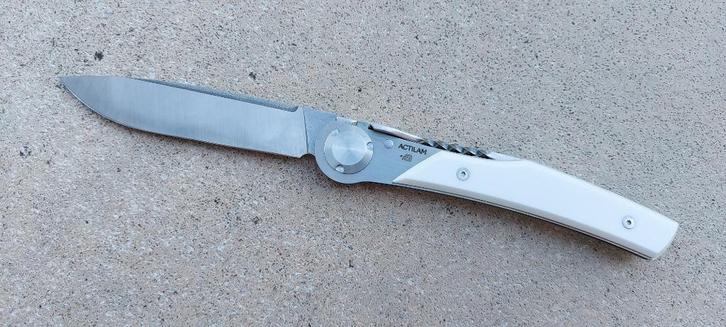 Actilam T3 zakmes, Verzamelen, Overige Verzamelen, Zo goed als nieuw, Ophalen of Verzenden