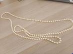 Parel ketting, Ophalen