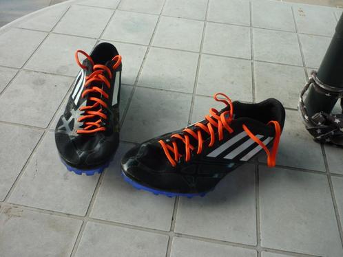 Chaussure Adidas - Paire de spike  - T 40, Sport en Fitness, Loopsport en Atletiek, Adidas, Ophalen of Verzenden