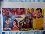 Filmposter wat doen we met de liefde, Verzamelen, Posters, Gebruikt, Rechthoekig Liggend, Ophalen of Verzenden, A1 t/m A3