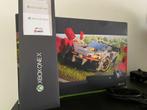 Xbox One X, deux manettes en bon état, Enlèvement, Utilisé