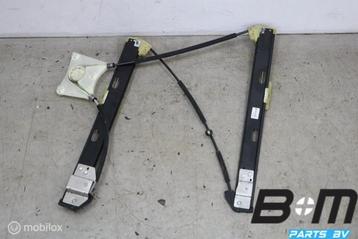 Raammechaniek rechtsvoor VW T-roc 2GA837462F beschikbaar voor biedingen