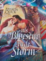 Amanda Quick- Als bloesem in de storm, Ophalen of Verzenden, Zo goed als nieuw