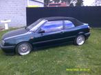 volkswagen golf 3 cabrio oldtimer, Auto's, Volkswagen, Voorwielaandrijving, Stof, Zwart, 4 cilinders