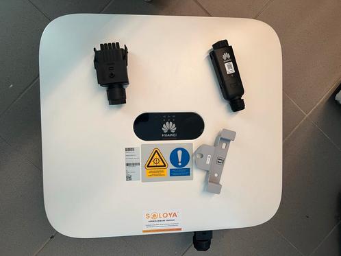 Huawei omvormer sun2000 6KTL-M1, 3-fasig, incl wifi dogle, Doe-het-zelf en Bouw, Zonnepanelen en Toebehoren, Zo goed als nieuw