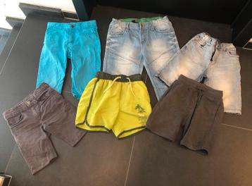 pakket jongens kleren maat 122/128-134. 42stuks beschikbaar voor biedingen