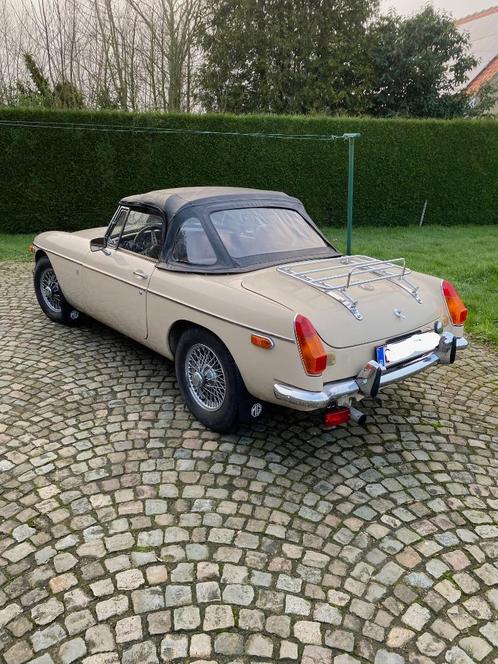 MGB cabriolet van 1971, Autos, Oldtimers & Ancêtres, Particulier, MG, Essence, Cabriolet, 2 portes, Boîte manuelle, Beige, Brun