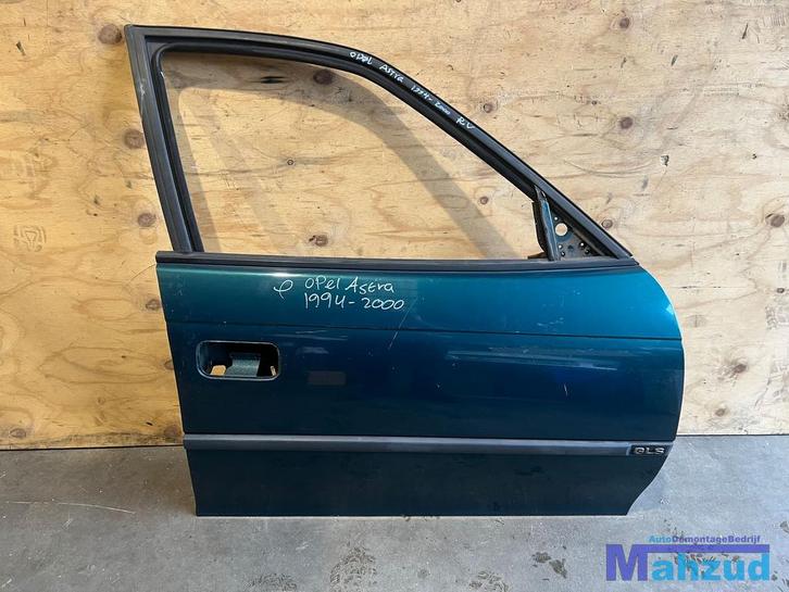 opel astra F groen rechts voor deur 1991-1998, Auto-onderdelen, Carrosserie, Deur, Opel, Gebruikt, Ophalen of Verzenden