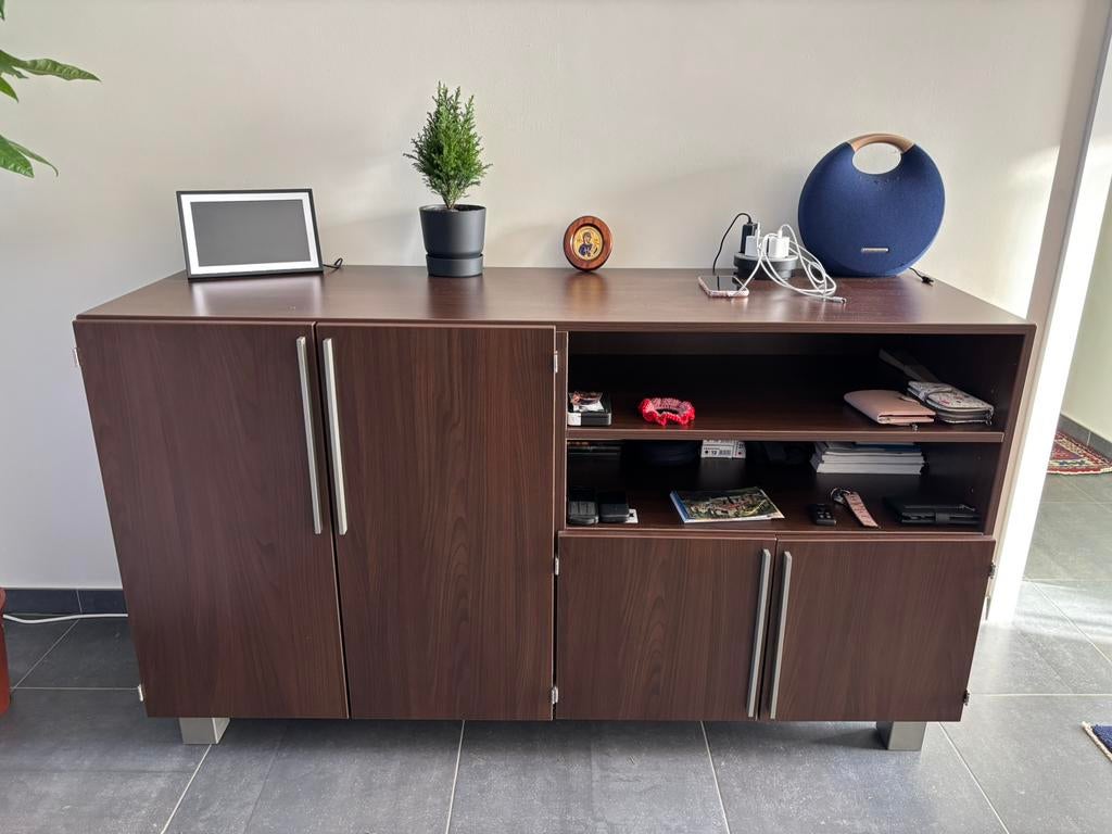 Mooie dressoirkast met veel opbergruimte, Ophalen, Zo goed als nieuw