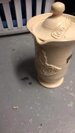 Cruche en terre cuite