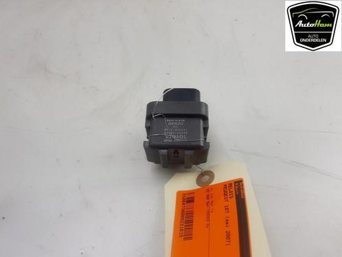 RELAIS Peugeot 107 (|2834140010|1538000120|), Auto-onderdelen, Elektronica en Kabels, Peugeot, Gebruikt