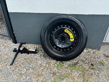 Ford reserveband met 4-seizoenenband, (125/90R16 98M) nieuw beschikbaar voor biedingen