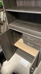 Kastje, Enlèvement, Comme neuf