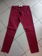 Jeansbroek van Hollister, Overige kleuren, Ophalen of Verzenden, W28 - W29 (confectie 36), Gedragen