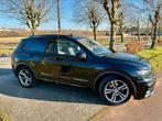 VW Tiguan R line full black, Autos, Cuir, Achat, Commande vocale, Carnet d'entretien