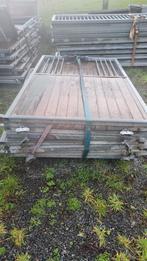 lot de 40 anciennes facades de portes de box, Animaux & Accessoires