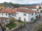 Renovatie woning met pátio,bijgebouw,berging,garage en tuin, Immo, 10 kamers, Dorp, Woonhuis, Portugal