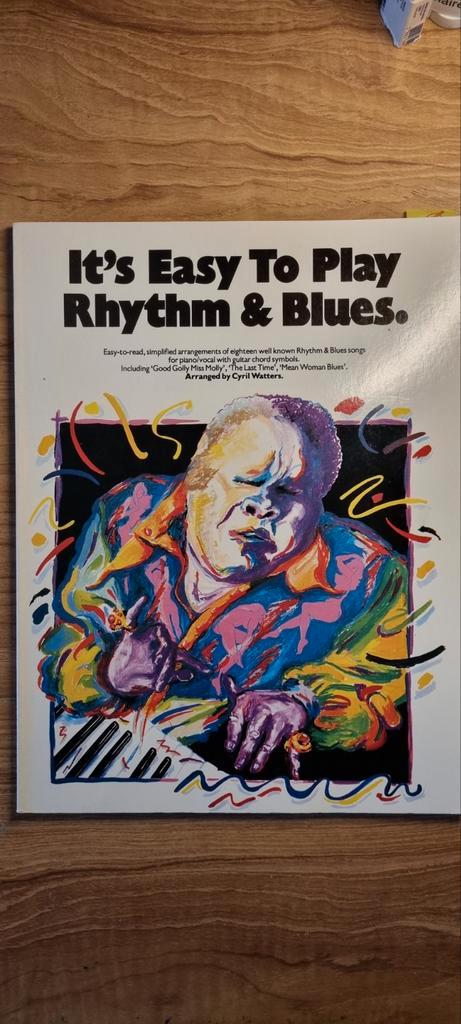 IL EST FACILE DE JOUER DU RHYTHM & BLUES | ARRANGEMENTS SIMP, Musique & Instruments, Partitions, Comme neuf, Leçon ou Cours, Blues