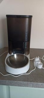 Distributeur de nourriture connectée pour chat, Enlèvement, Comme neuf