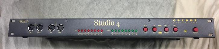 Opcode Studio-4 MIDI Patchbay & Computer Interface: NIEUW!!, Muziek en Instrumenten, Effecten, Nieuw, Overige typen, Ophalen of Verzenden