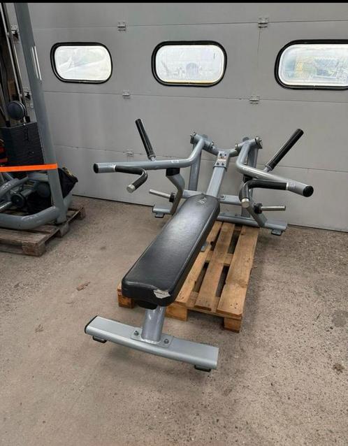 Matrix plate loaded flat bench / halterbank / bankdruk / 50, Sport en Fitness, Fitnessmaterialen, Gebruikt, Overige typen, Armen