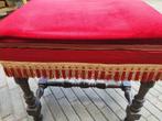 Antiek eiken zitbankje in rode velours met opbergruimte, Ophalen of Verzenden