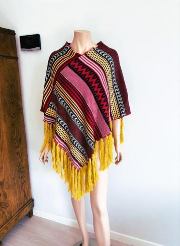  Unieke poncho – kleurrijk & stijlvol  beschikbaar voor biedingen
