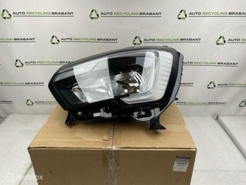 Koplamp Links Renault Master 3 NIEUW ORIGINEEL 260607867R beschikbaar voor biedingen