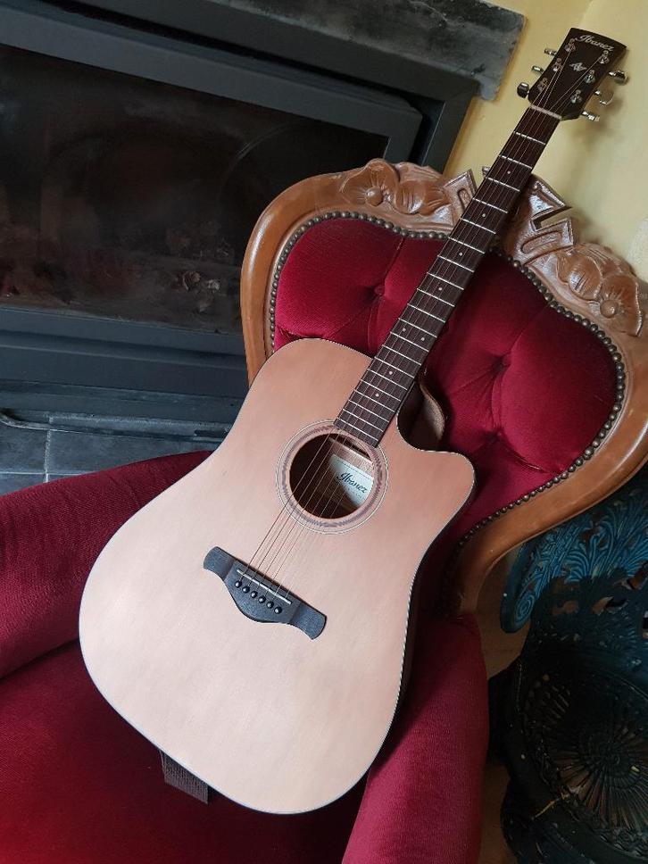 Guitare Ibanez electro acoustique AW65ECE-LG, Musique & Instruments, Instruments à corde | Guitares | Acoustiques, Comme neuf