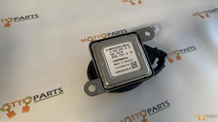 Mercedes-Benz NOx sensor A0009051412 - A3C03398500 ZGS001Q01, Auto-onderdelen, Elektronica en Kabels, Mercedes-Benz, Gebruikt