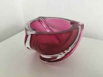 Mooie beker/asbak van Val St Lambert beschikbaar voor biedingen