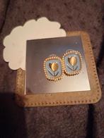 Hele movie vintage oorbellen met goudkleurige bloem, Overige materialen, Nieuw, Ophalen of Verzenden, Knopjes of Stekers