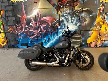 2022 clubstyle lowrider ST beschikbaar voor biedingen