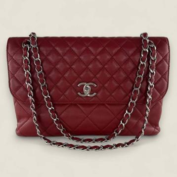 Chanel jumbo quilted flap bag beschikbaar voor biedingen