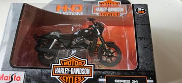 2015 Harley Davidson Street 750  1:18 diecast beschikbaar voor biedingen