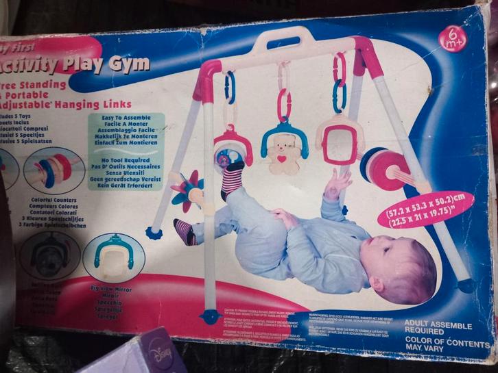 Portique activité  bébé, Enfants & Bébés, Jouets | Tables de jeux, Utilisé, Enlèvement ou Envoi