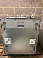 Whirlpool vaastwasmachine zo goed als nieuw, Elektronische apparatuur, Vaatwasmachines, Ophalen, Zo goed als nieuw