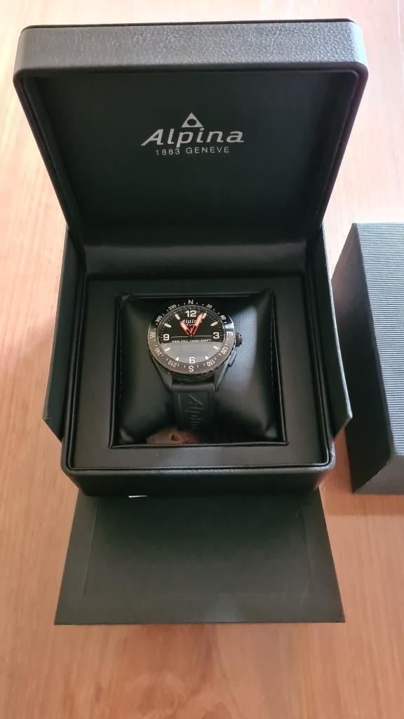 Alpina Alpiner X horloge, Handtassen en Accessoires, Horloges | Heren, Zo goed als nieuw, Polshorloge, Overige merken, Kunststof