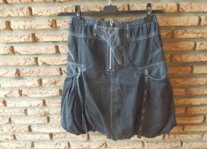 (36) -jupe femme t.40 noire grise - soggo -, Kleding | Dames, Rokken, Zo goed als nieuw, Maat 38/40 (M), Zwart, Knielengte, Ophalen of Verzenden