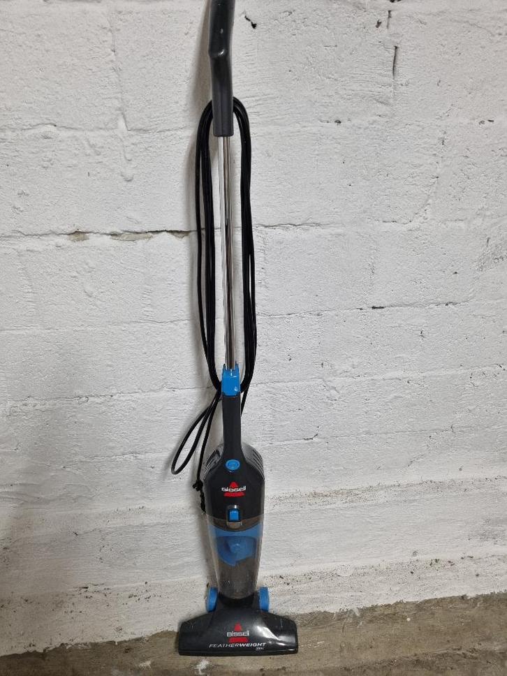 Aspirateur Bissell, Electroménager, Aspirateurs, Utilisé, Aspirateur, Moins de 1 200 watts, Réservoir, Enlèvement