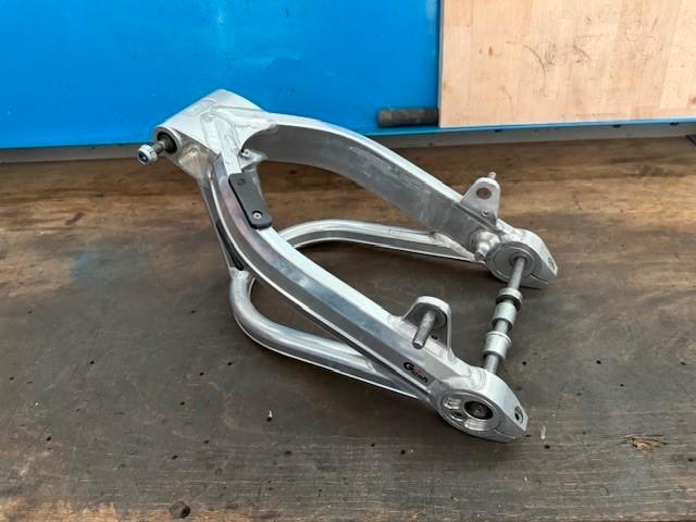 G-Craft excentrisch/versterkte achterbrug dax +6, Vélos & Vélomoteurs, Pièces de cyclomoteur | Général, Utilisé, Cadre, Enlèvement ou Envoi