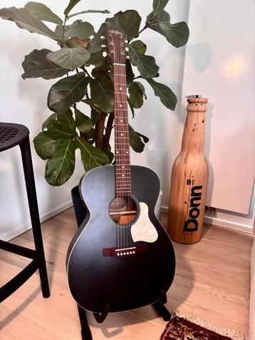GUITARE LEGACY FADED BLACK beschikbaar voor biedingen