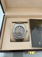 Audemars Piguet Royal Oak Zilver BruinBeige Dial Automaat, Overige merken, Staal, Staal, Polshorloge