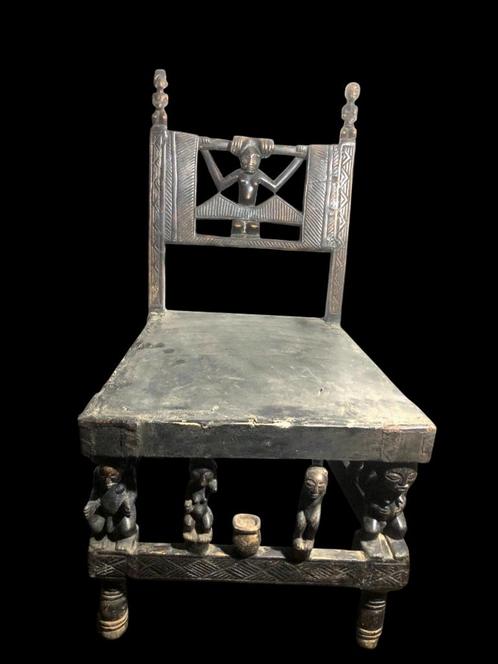Ancienne chaise Chokwé - Congo / Angola, Antiek en Kunst, Kunst | Niet-Westerse kunst, Ophalen of Verzenden